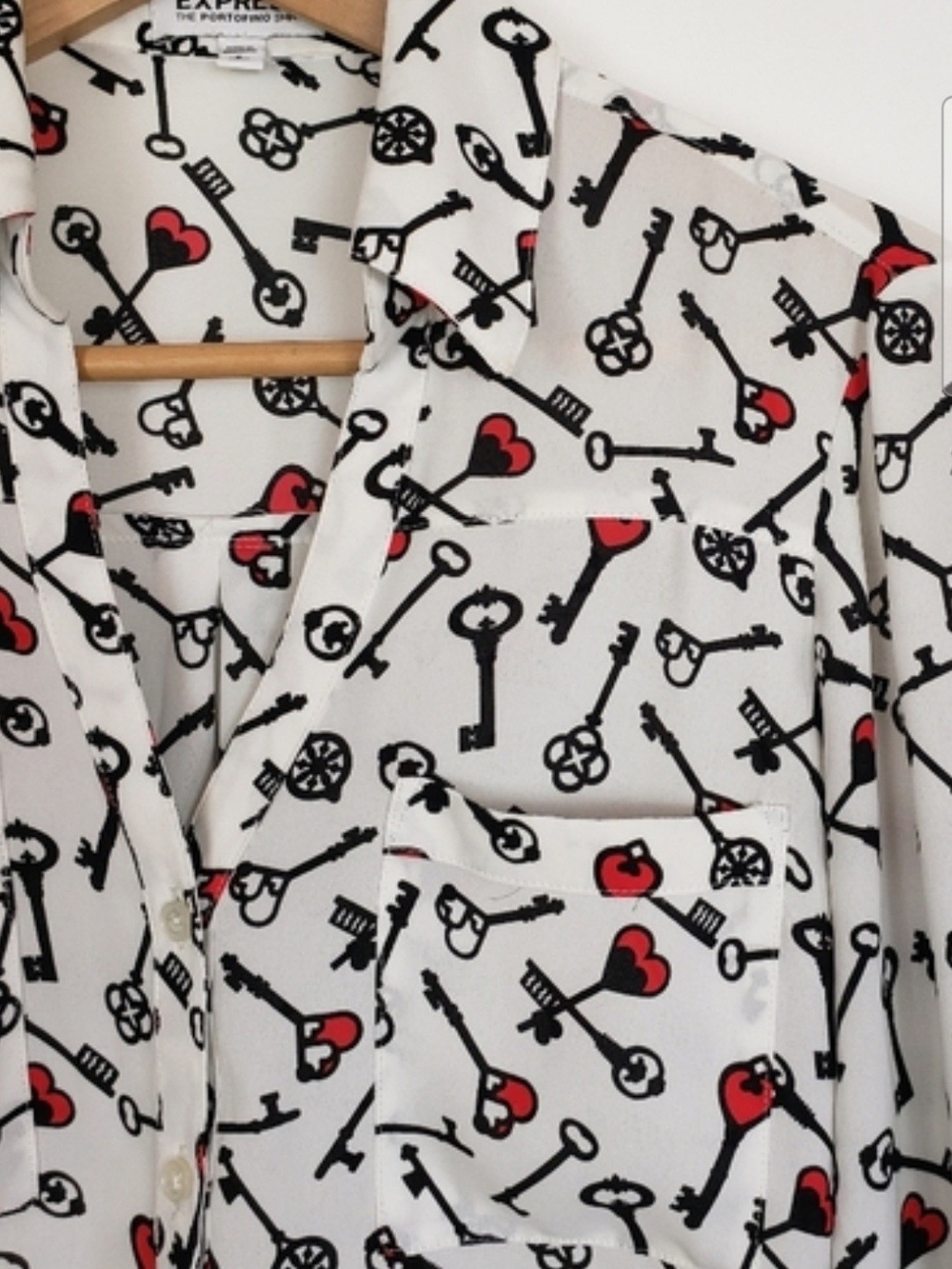 ISO Express White Blouse with Black Key & Red Heart Print